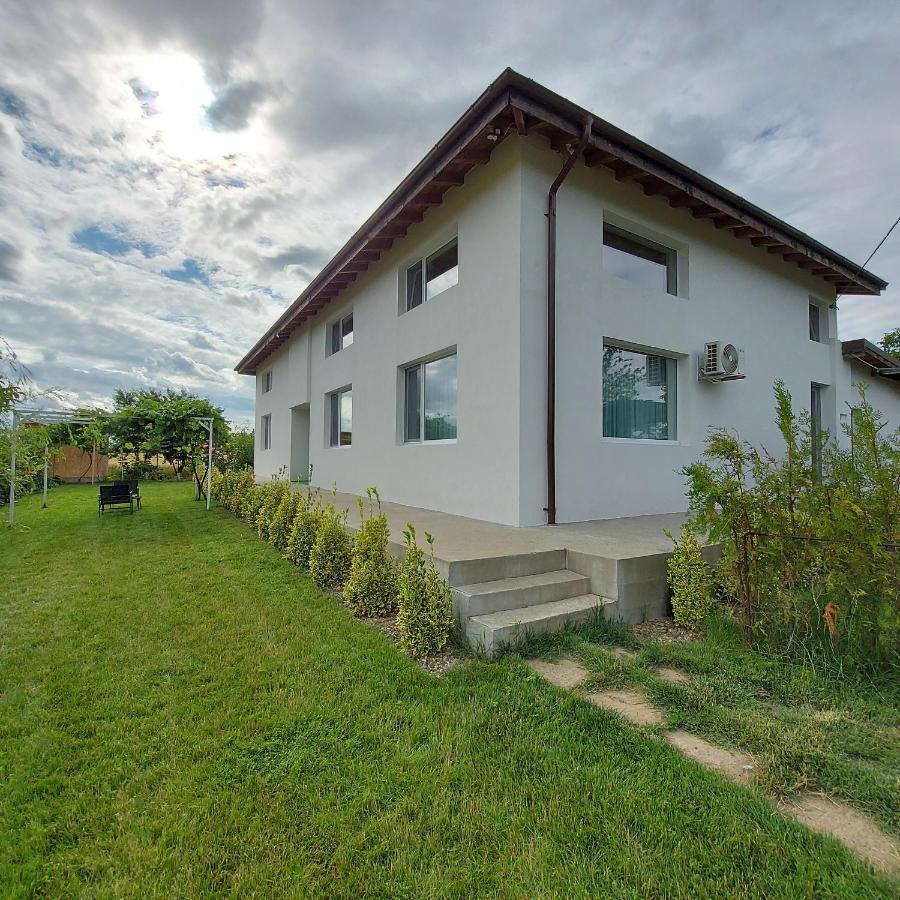 Romelia - Select Villa Vadu