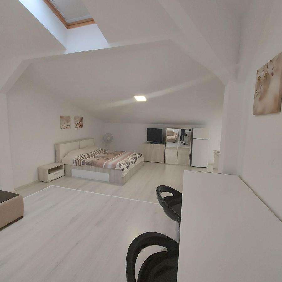 Romelia - Select Villa